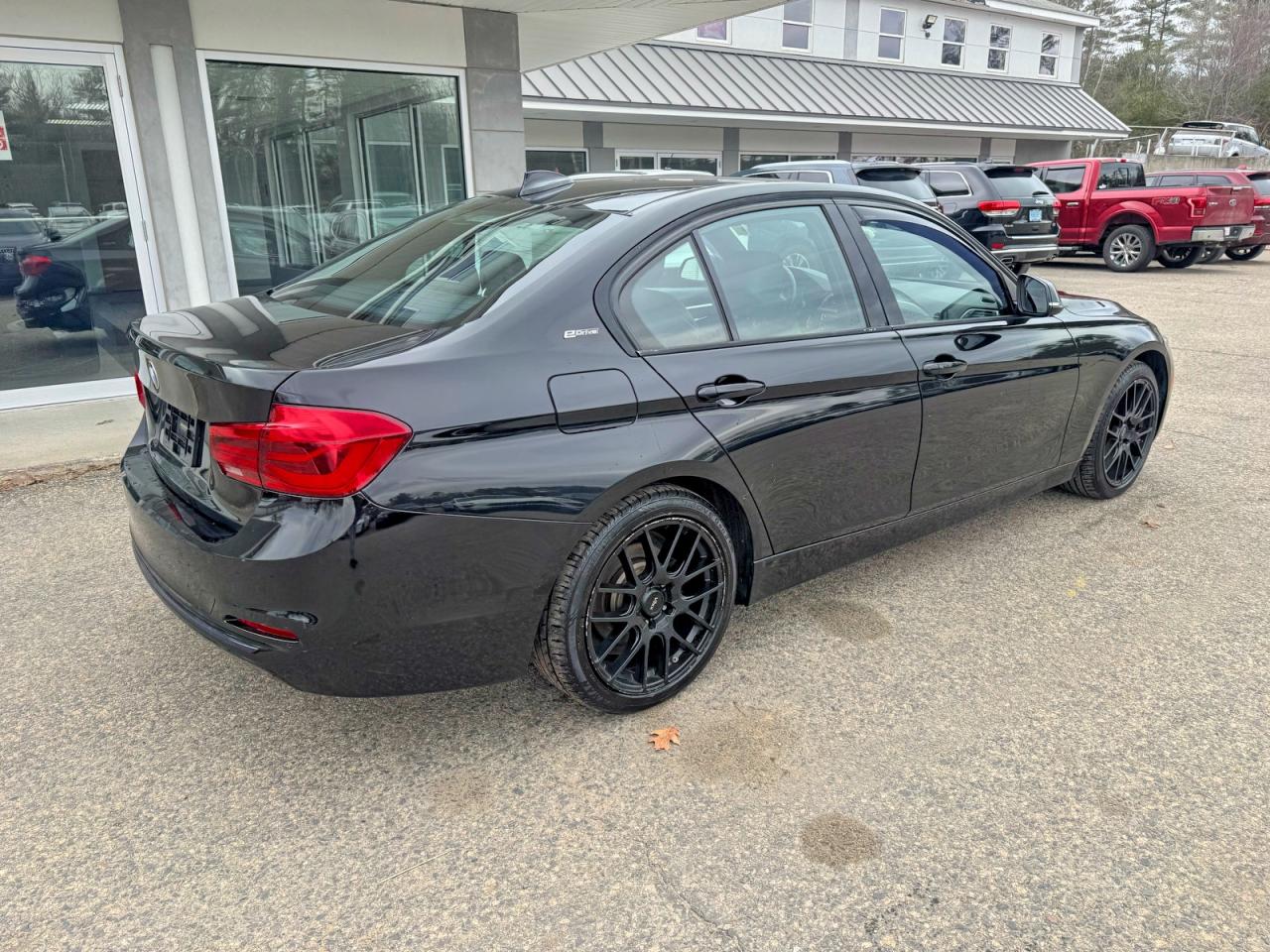 2018 BMW 3 SERIES