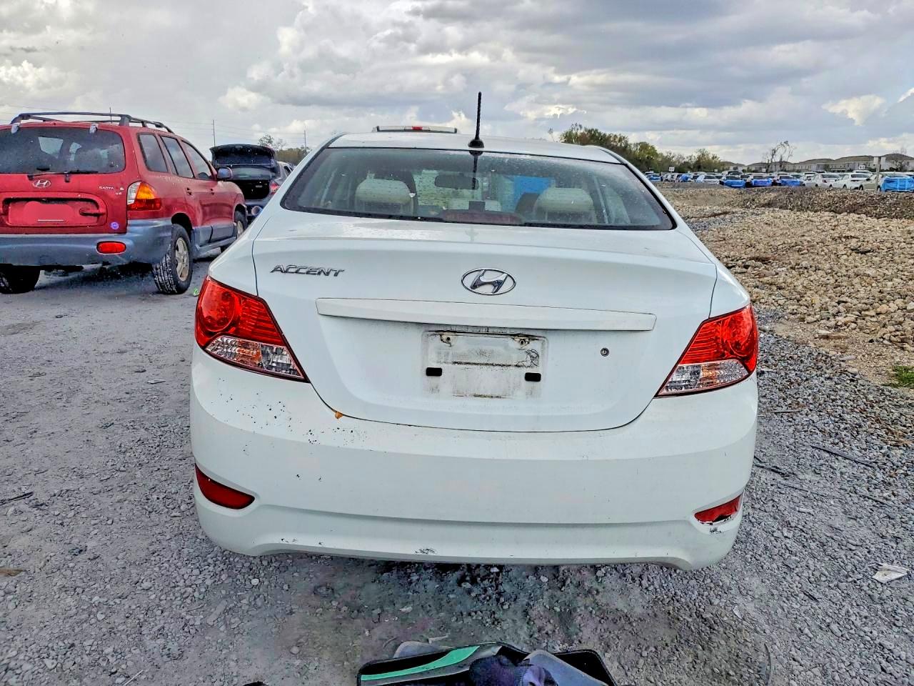 2013 HYUNDAI ACCENT
