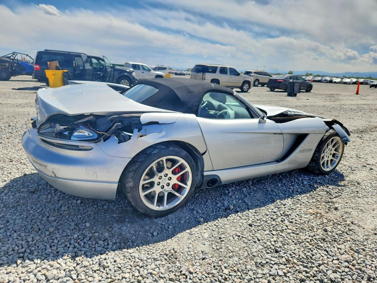 2005 DODGE VIPER