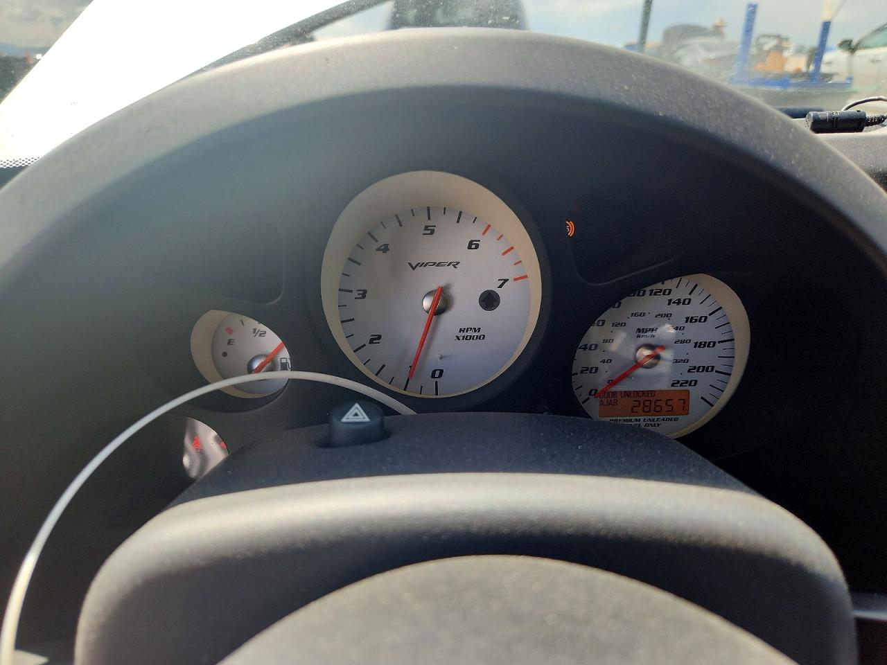 2005 DODGE VIPER