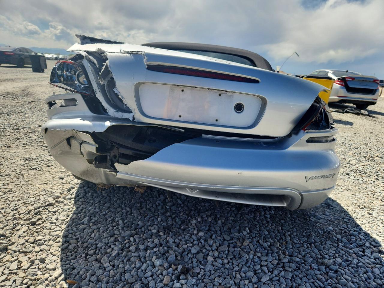 2005 DODGE VIPER