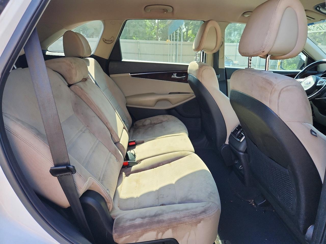 2016 KIA SORENTO