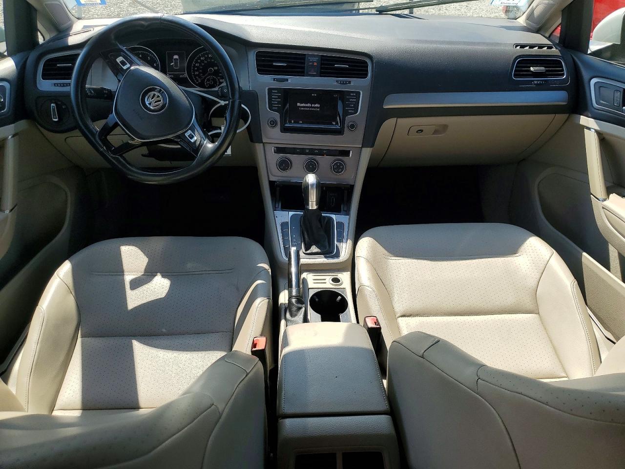 2015 VOLKSWAGEN GOLF