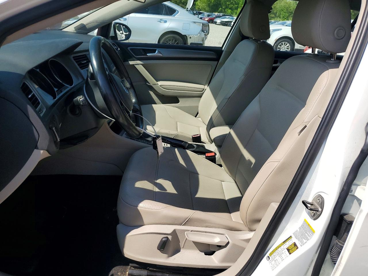 2015 VOLKSWAGEN GOLF