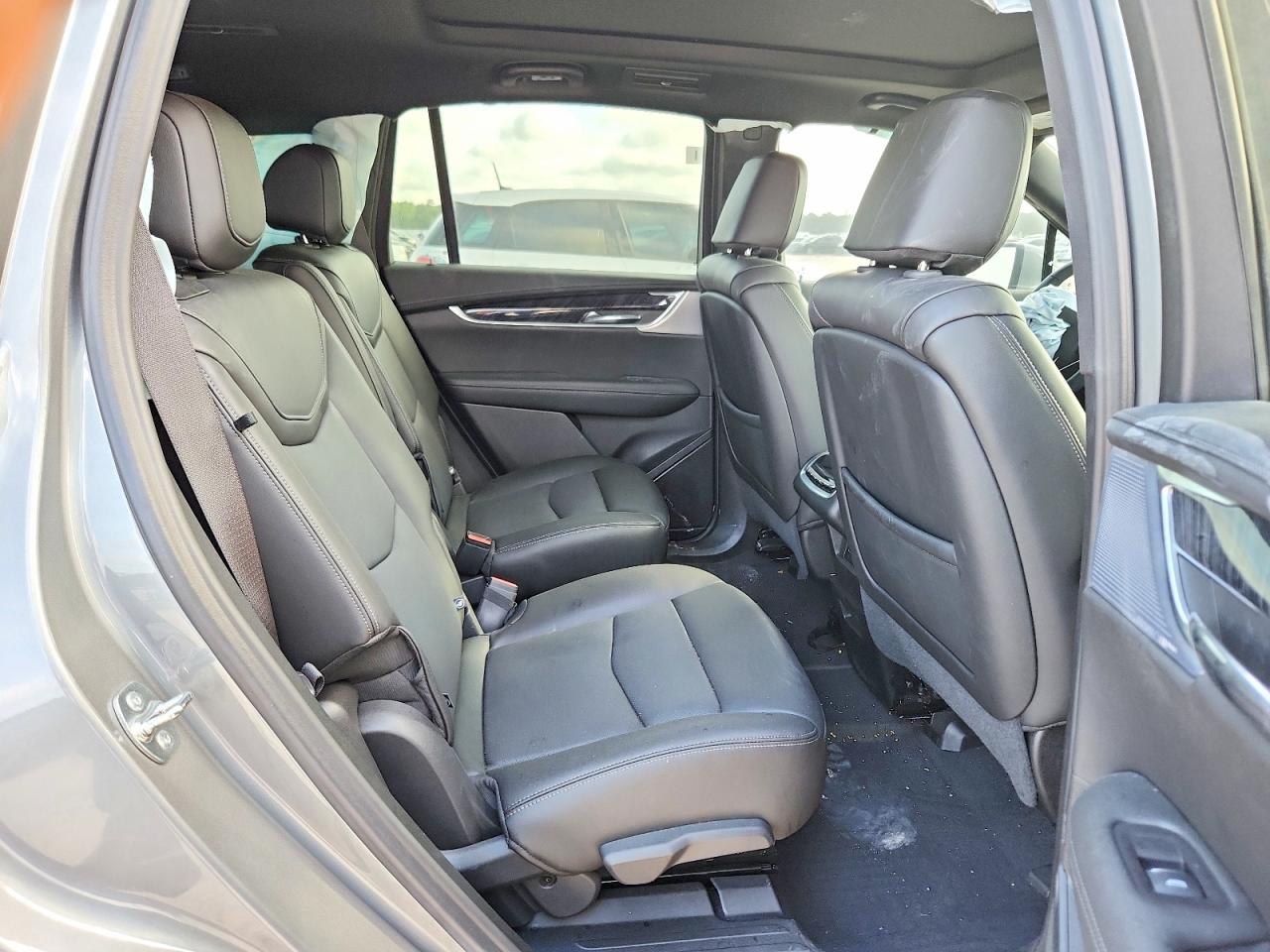 2025 CADILLAC XT6