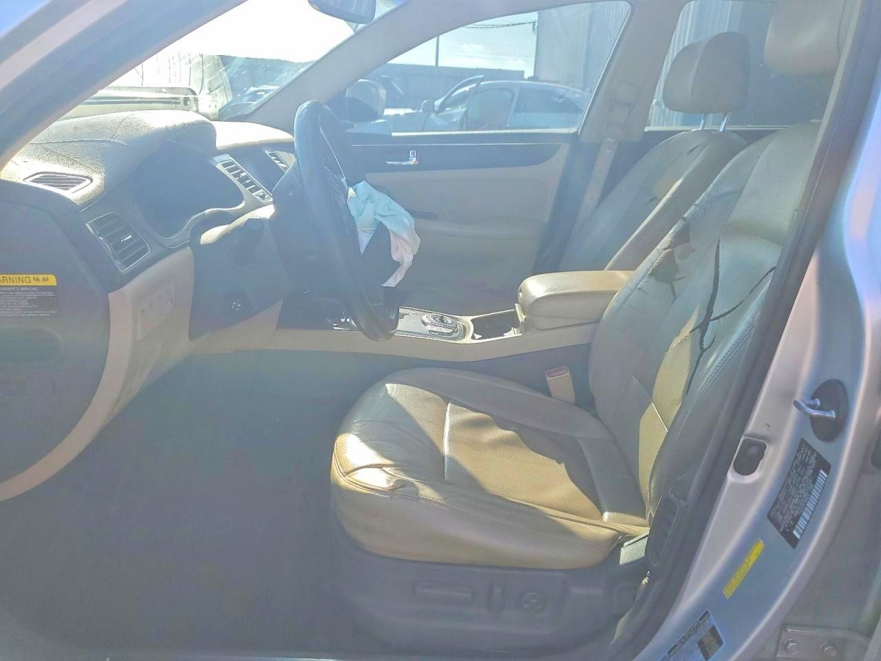 2011 HYUNDAI GENESIS