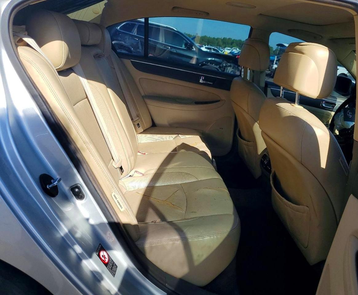 2011 HYUNDAI GENESIS