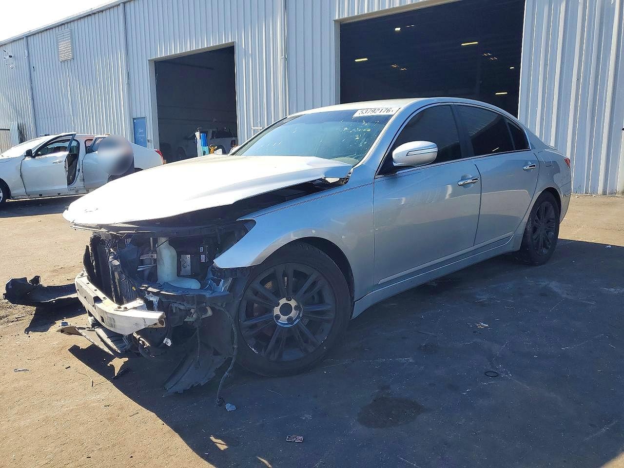 2011 HYUNDAI GENESIS