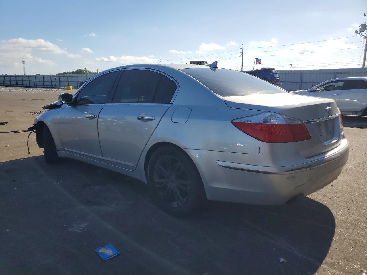 2011 HYUNDAI GENESIS
