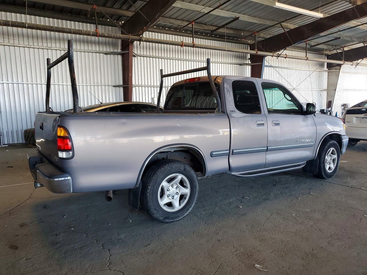 2000 TOYOTA TUNDRA