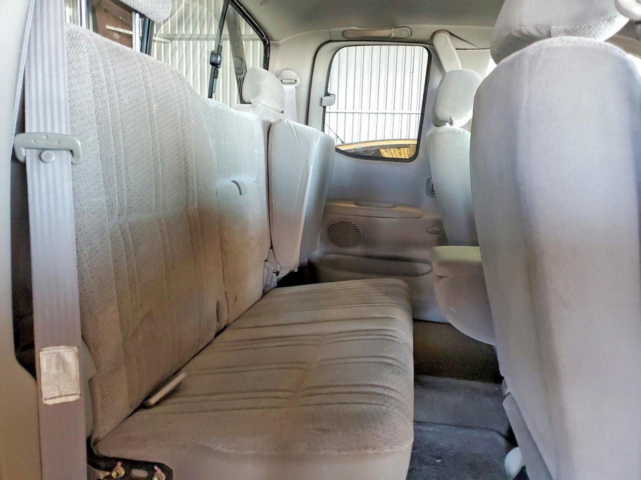 2000 TOYOTA TUNDRA