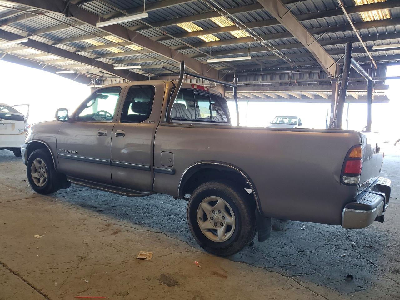 2000 TOYOTA TUNDRA