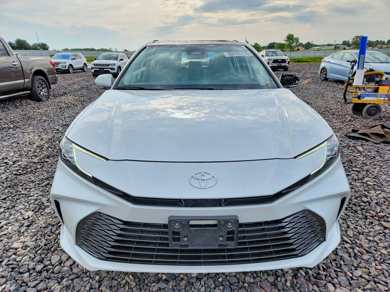 2025 TOYOTA CAMRY