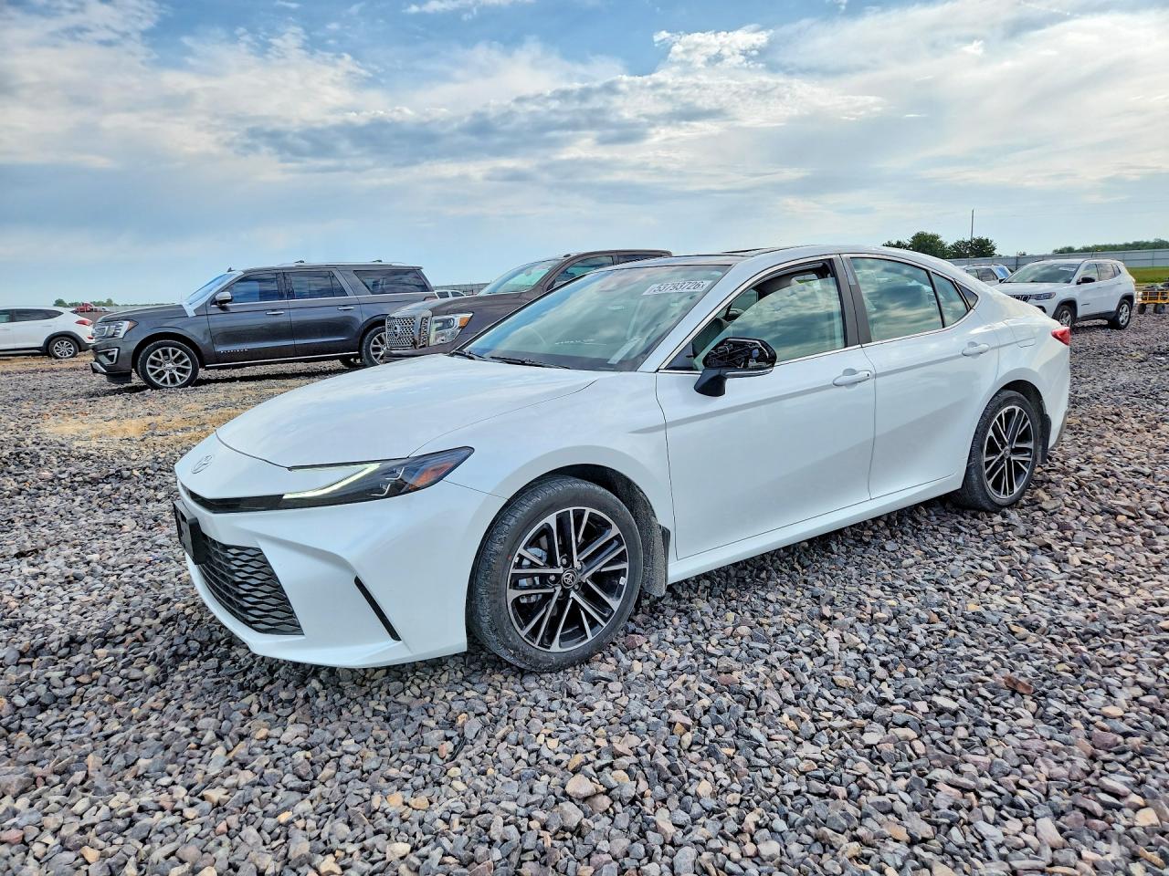 2025 TOYOTA CAMRY