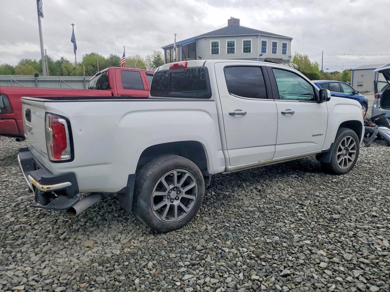 2018 GMC CANYON