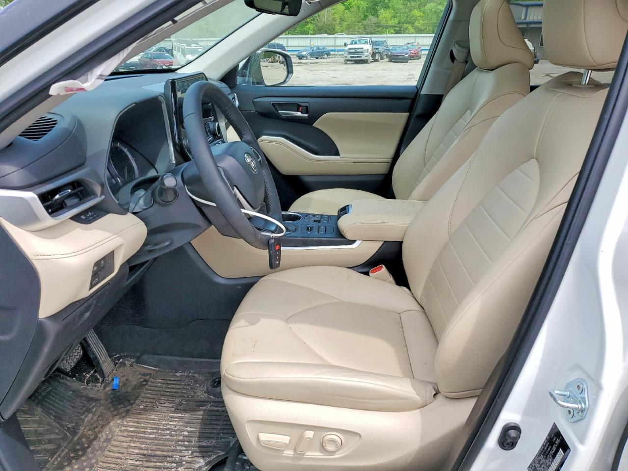 2023 TOYOTA HIGHLANDER