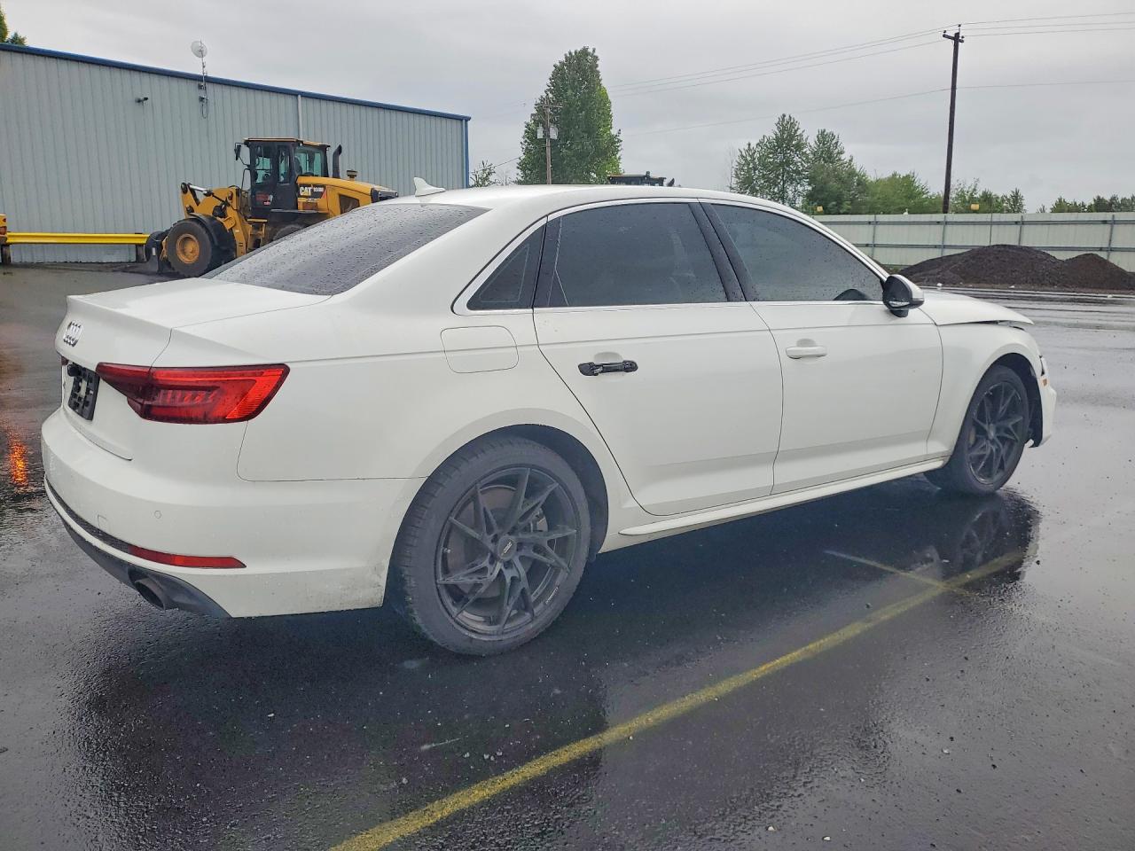 2017 AUDI A4