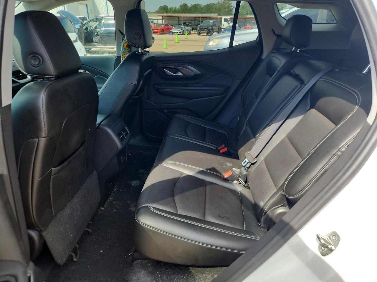 2022 GMC TERRAIN