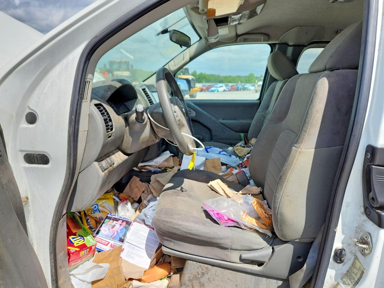 2019 NISSAN FRONTIER