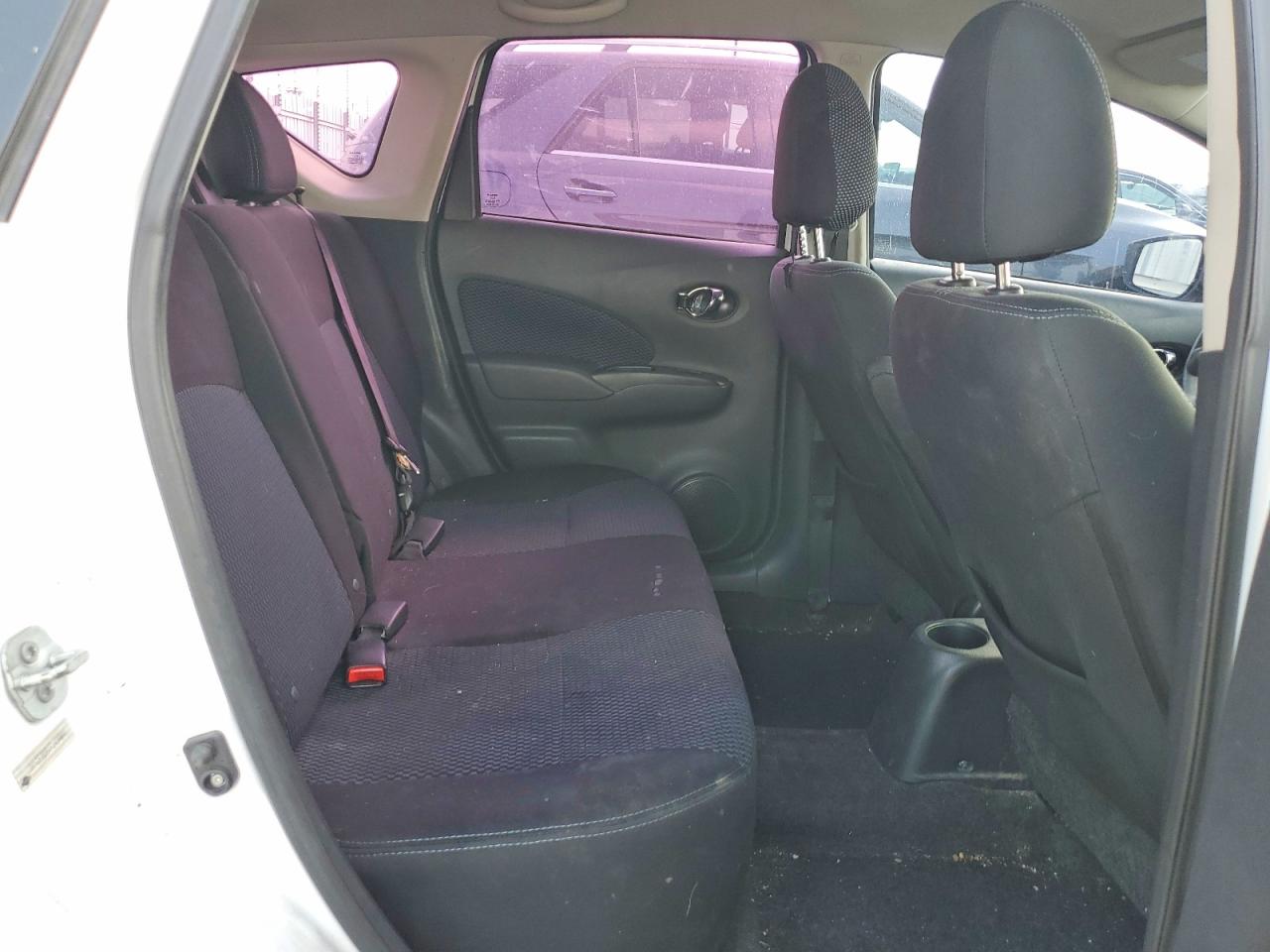 2015 NISSAN VERSA