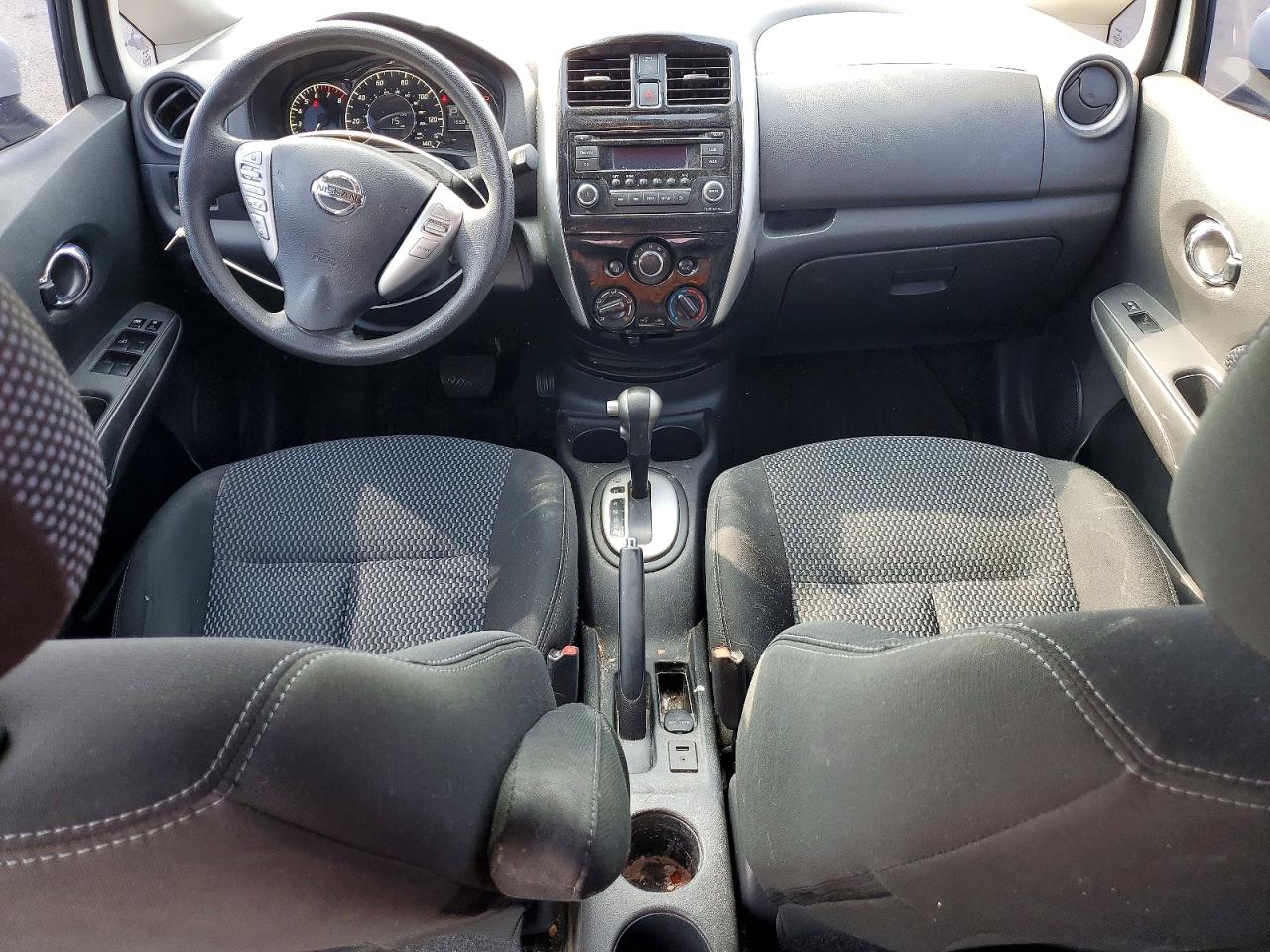 2015 NISSAN VERSA