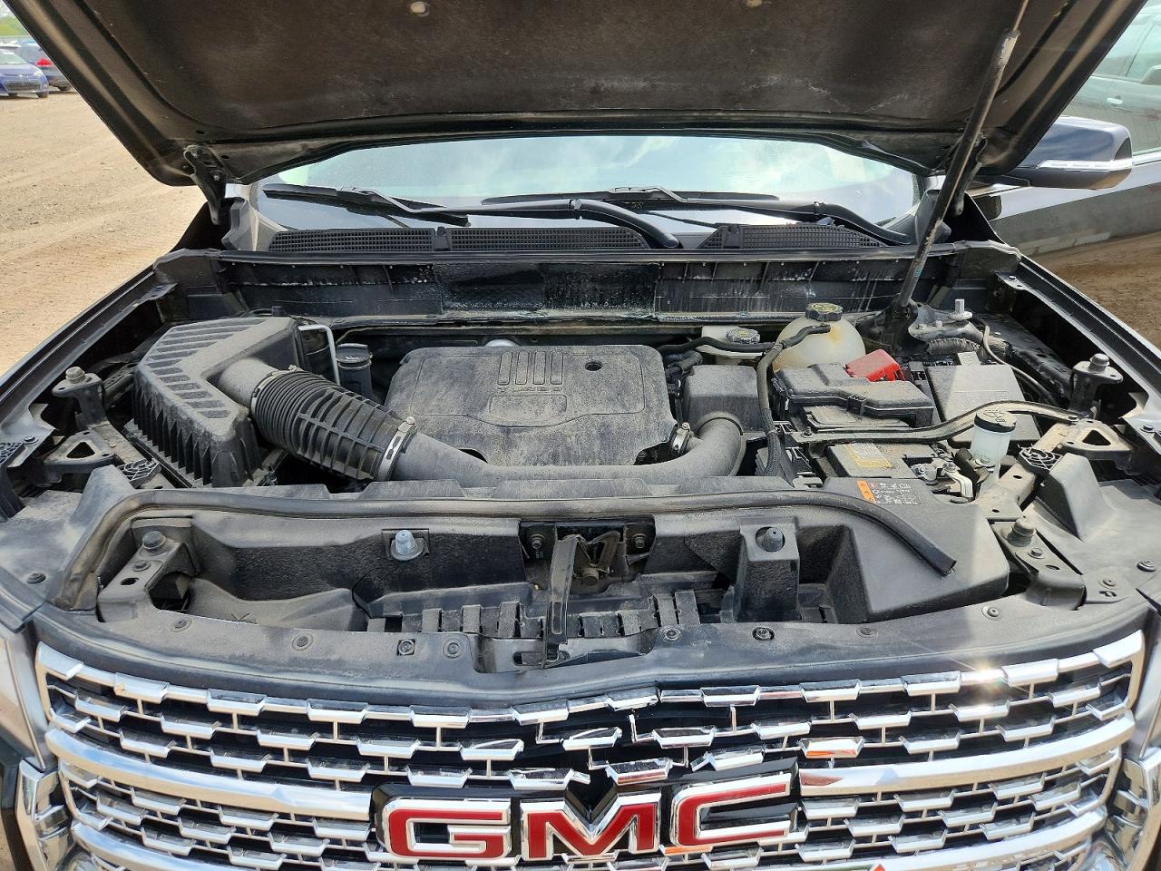 2023 GMC ACADIA DEN