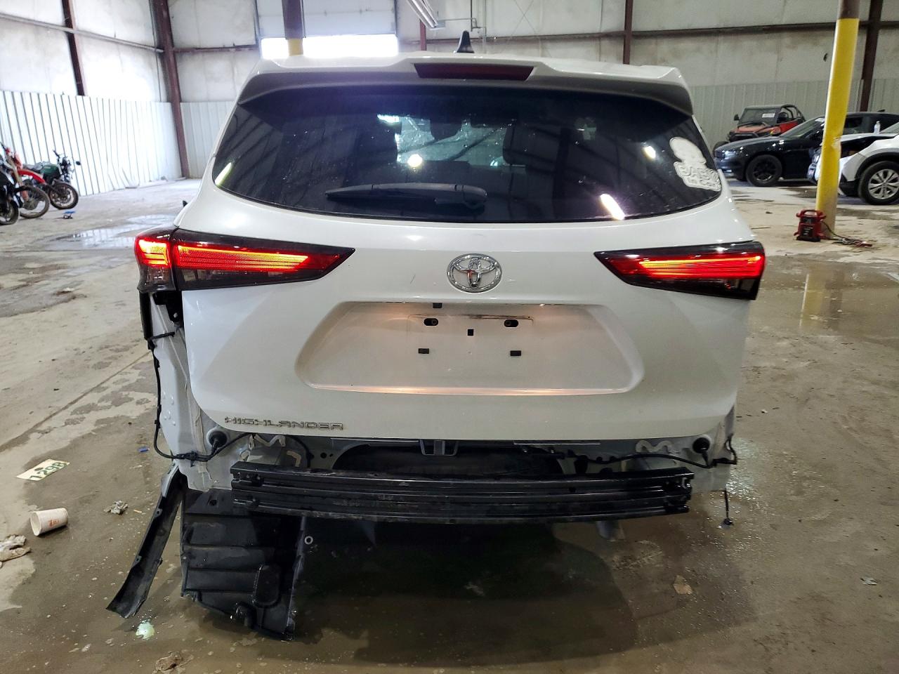 2023 TOYOTA HIGHLANDER