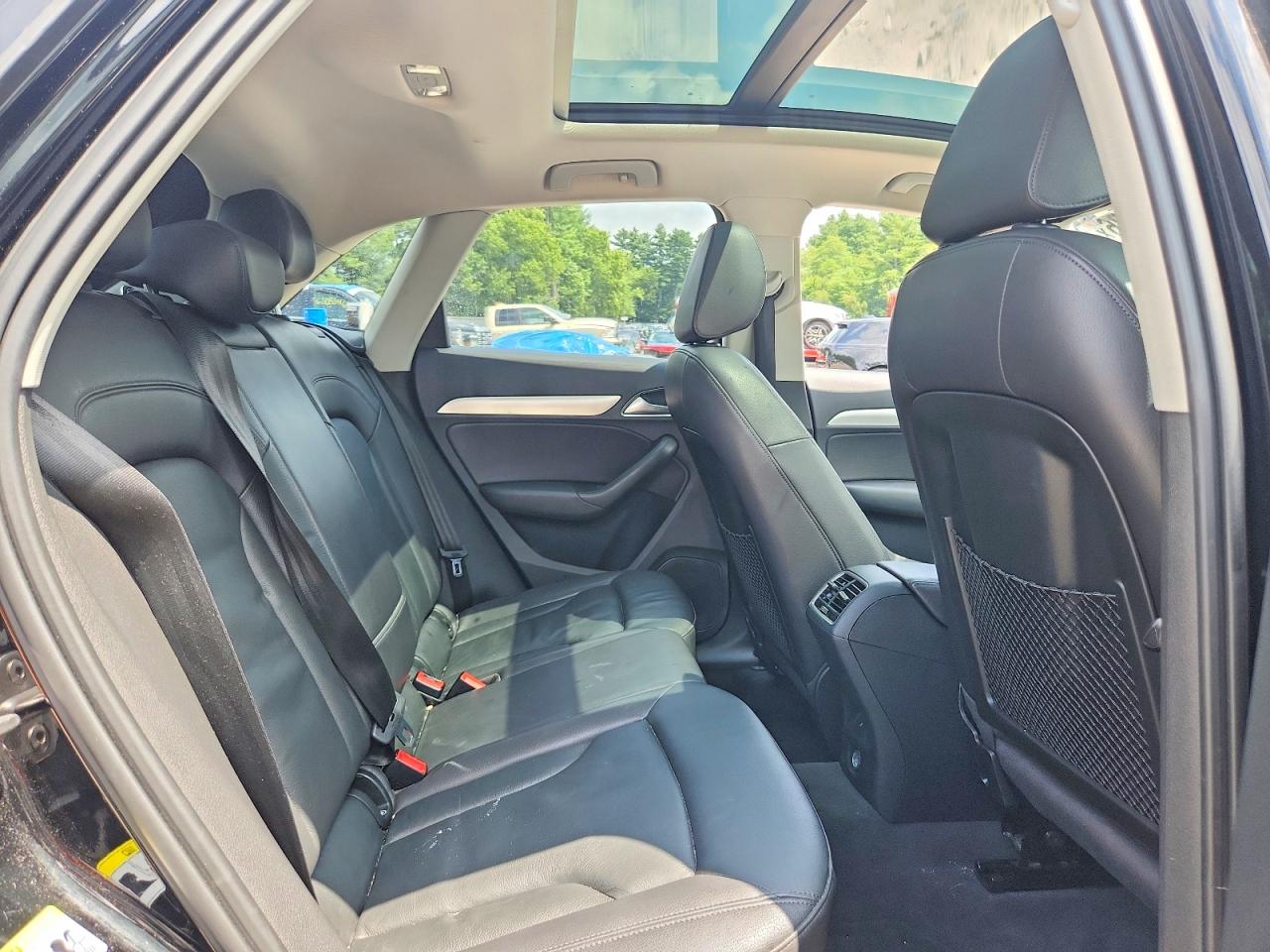 2016 AUDI Q3