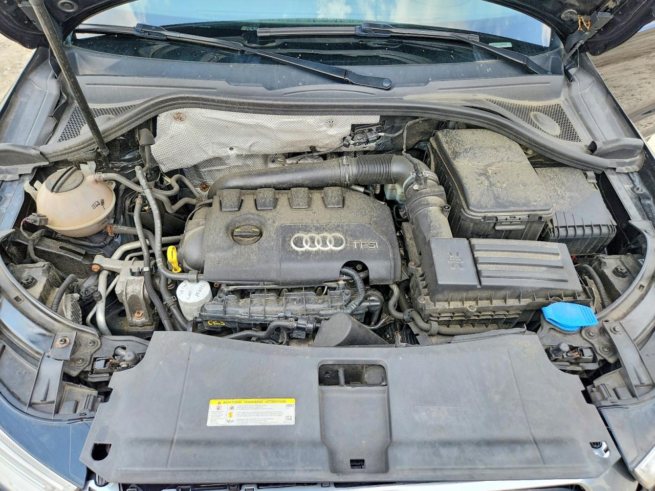 2016 AUDI Q3
