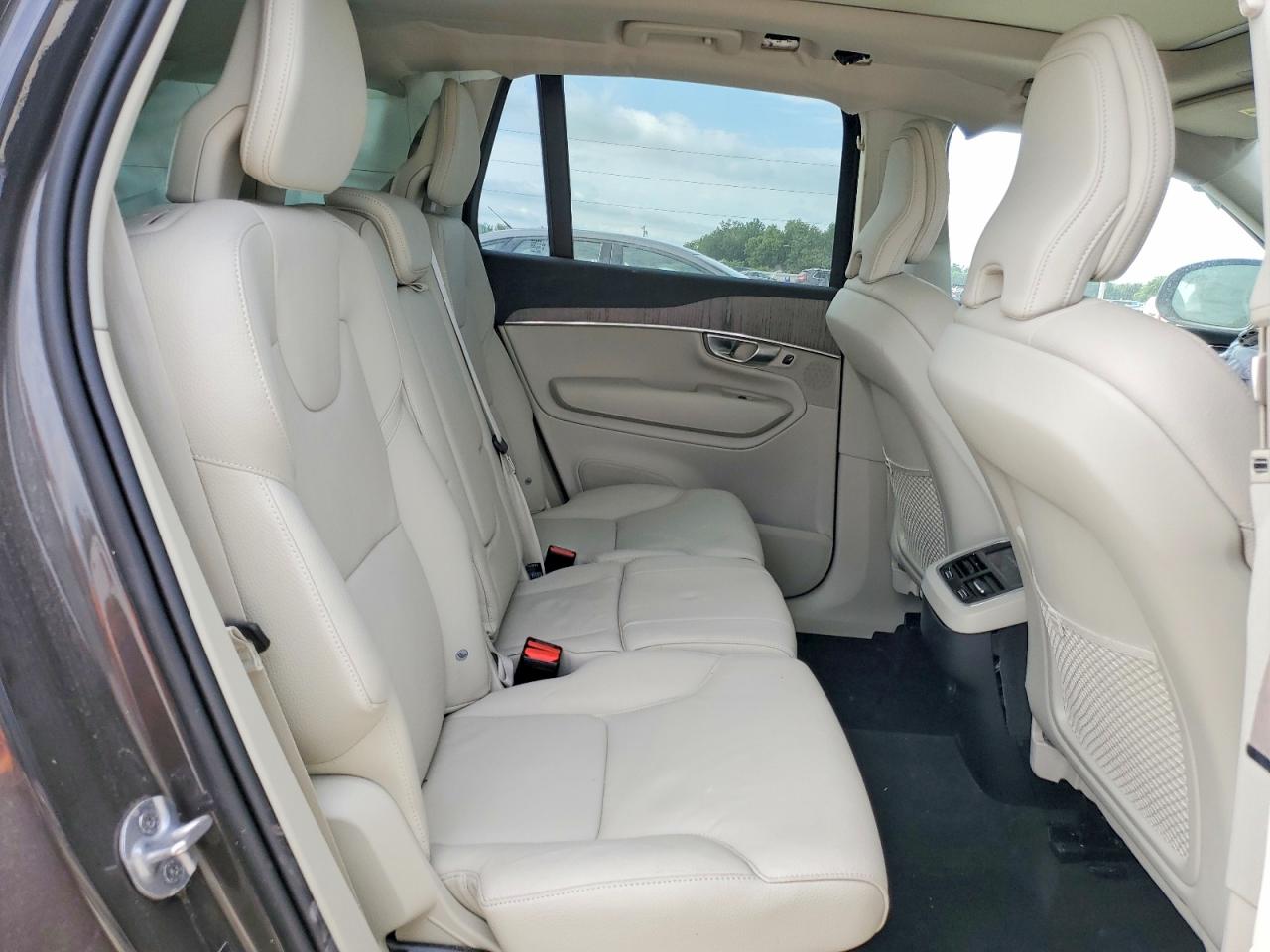 2024 VOLVO XC90