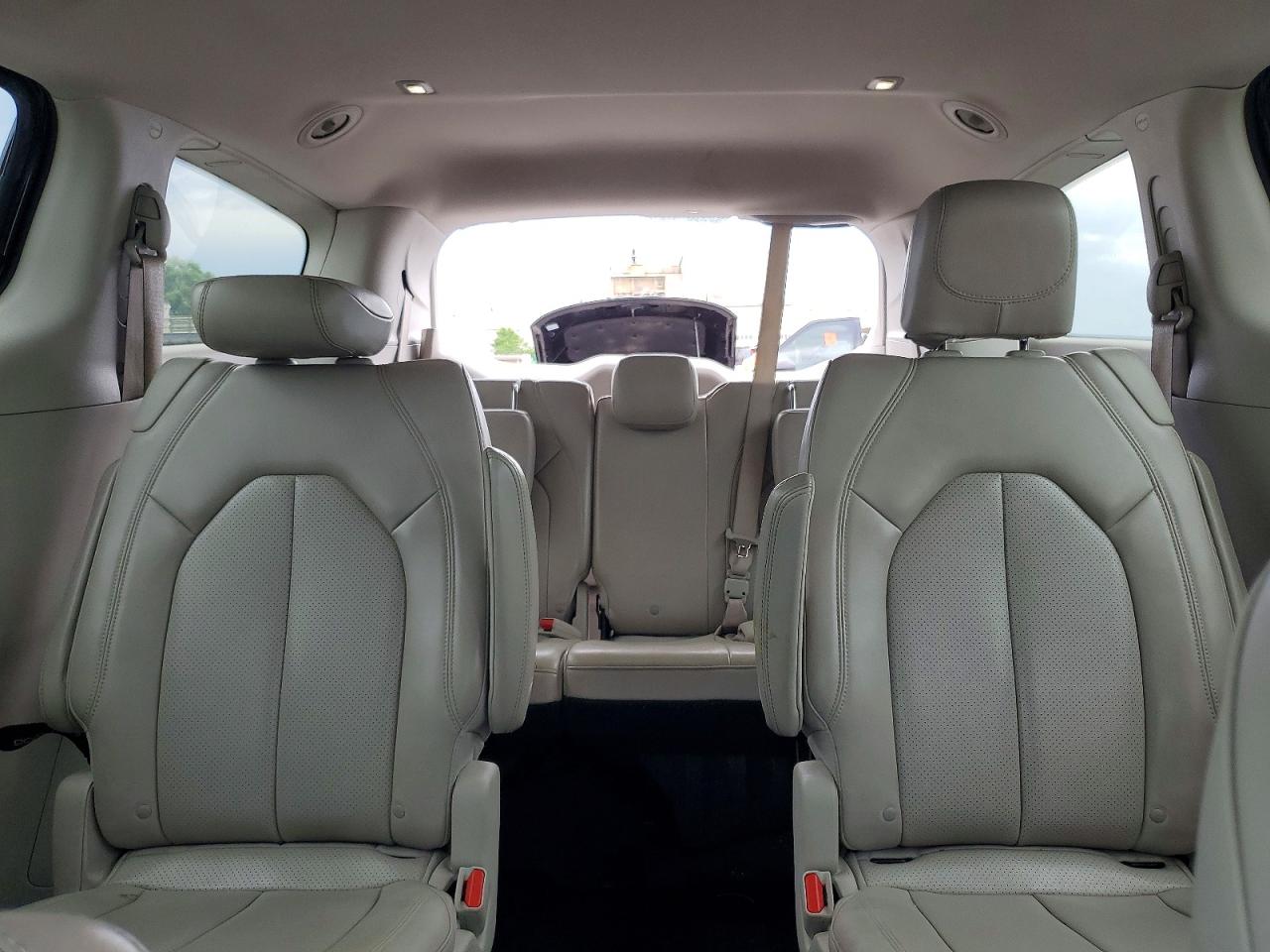 2021 CHRYSLER MINIVAN