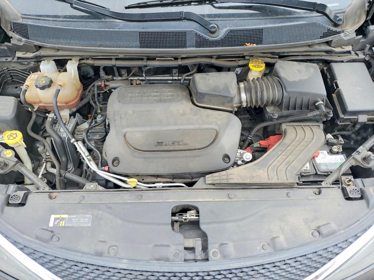 2021 CHRYSLER MINIVAN