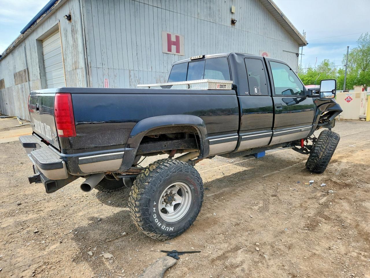 1998 GMC SIERRA