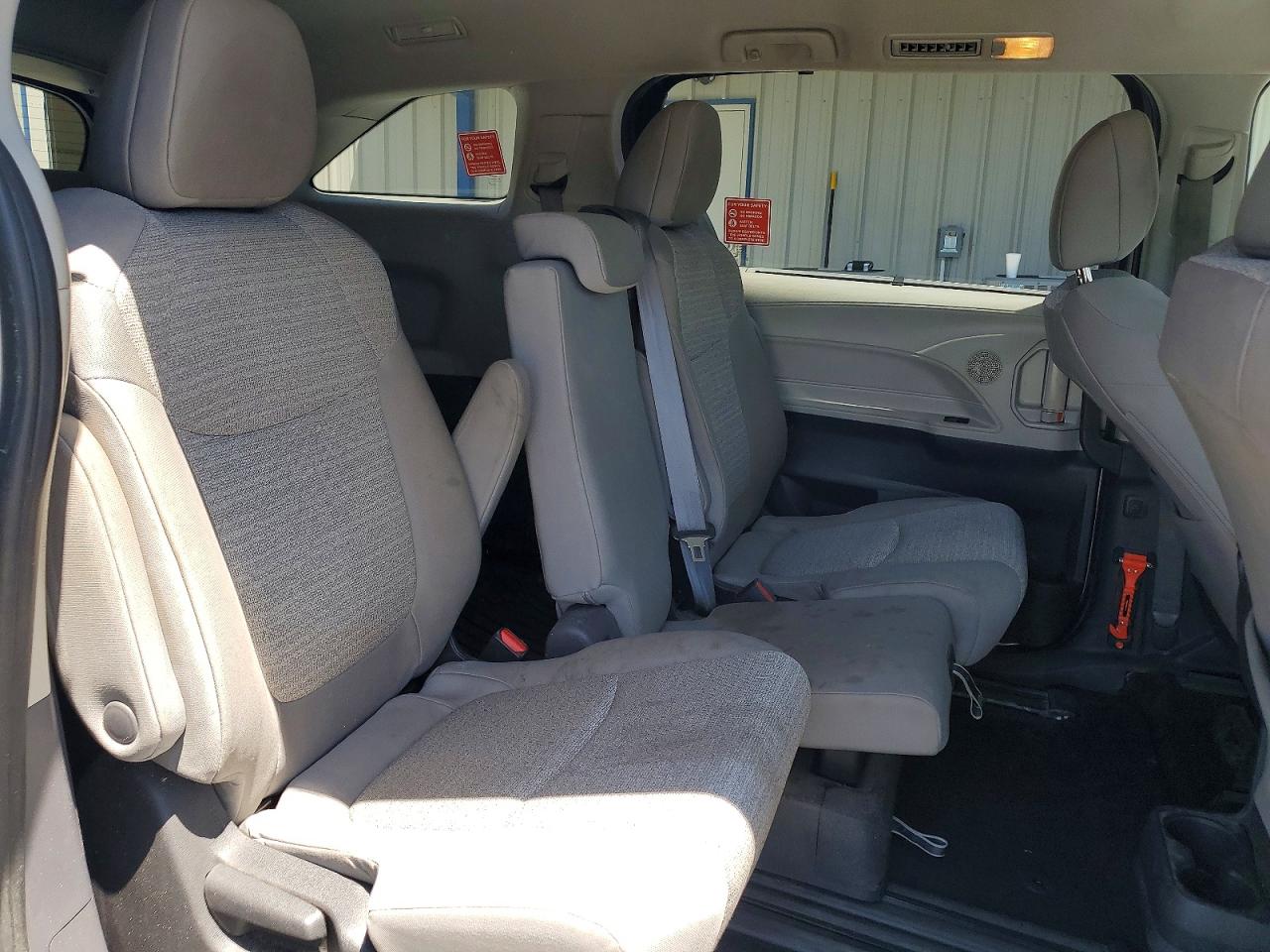 2022 TOYOTA SIENNA