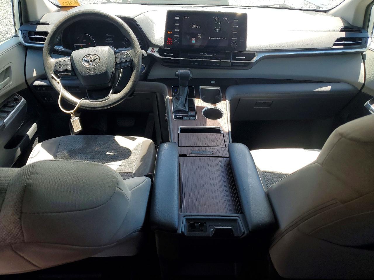 2022 TOYOTA SIENNA