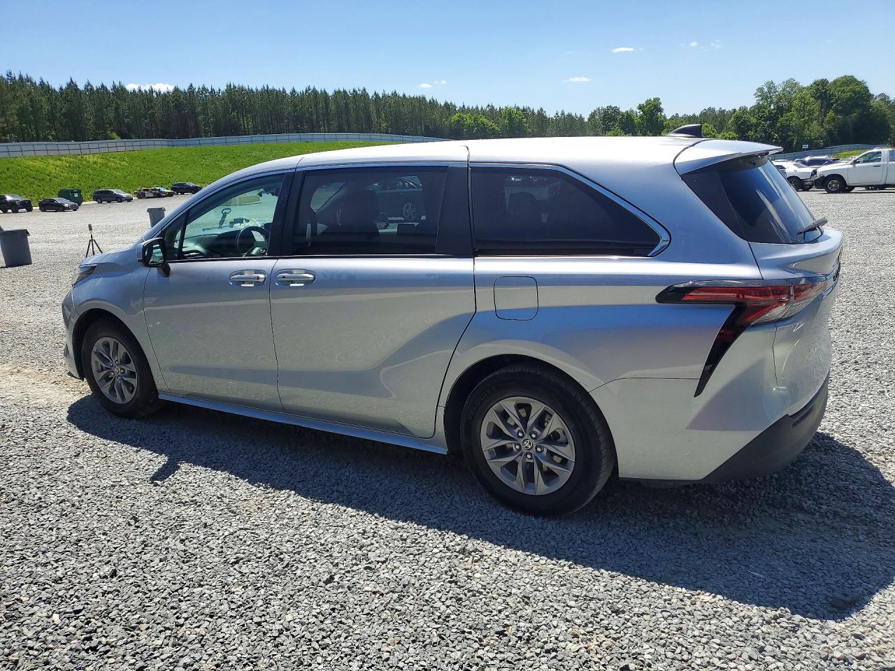 2022 TOYOTA SIENNA