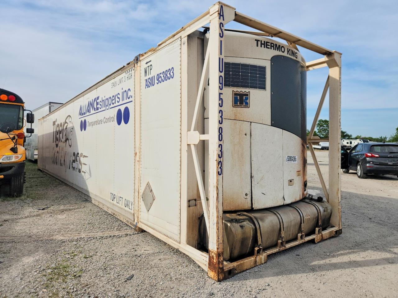 2015 CIMC REEFER TRAILER