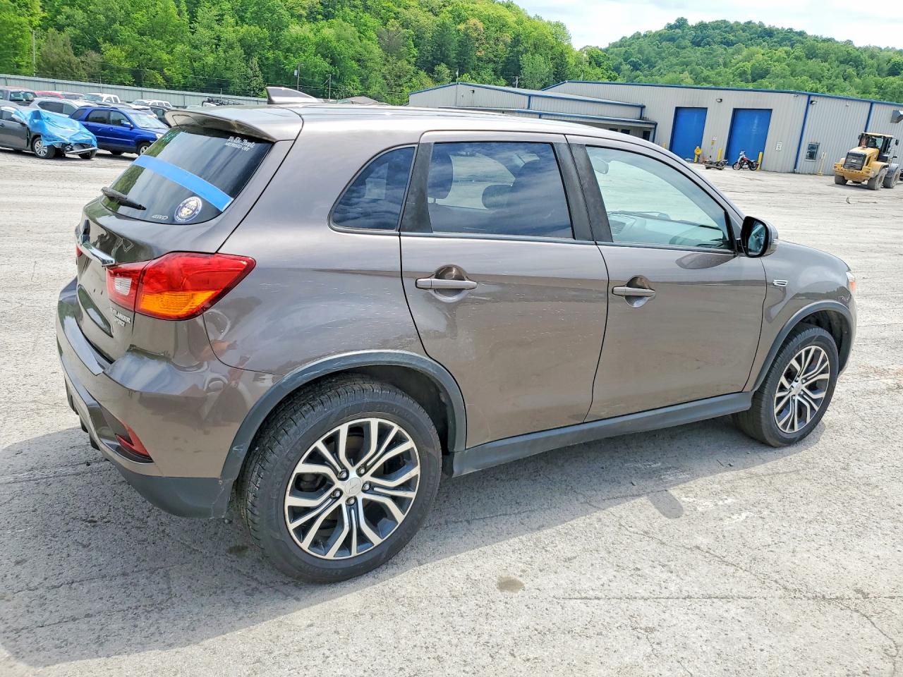 2018 MITSUBISHI OUTLANDER