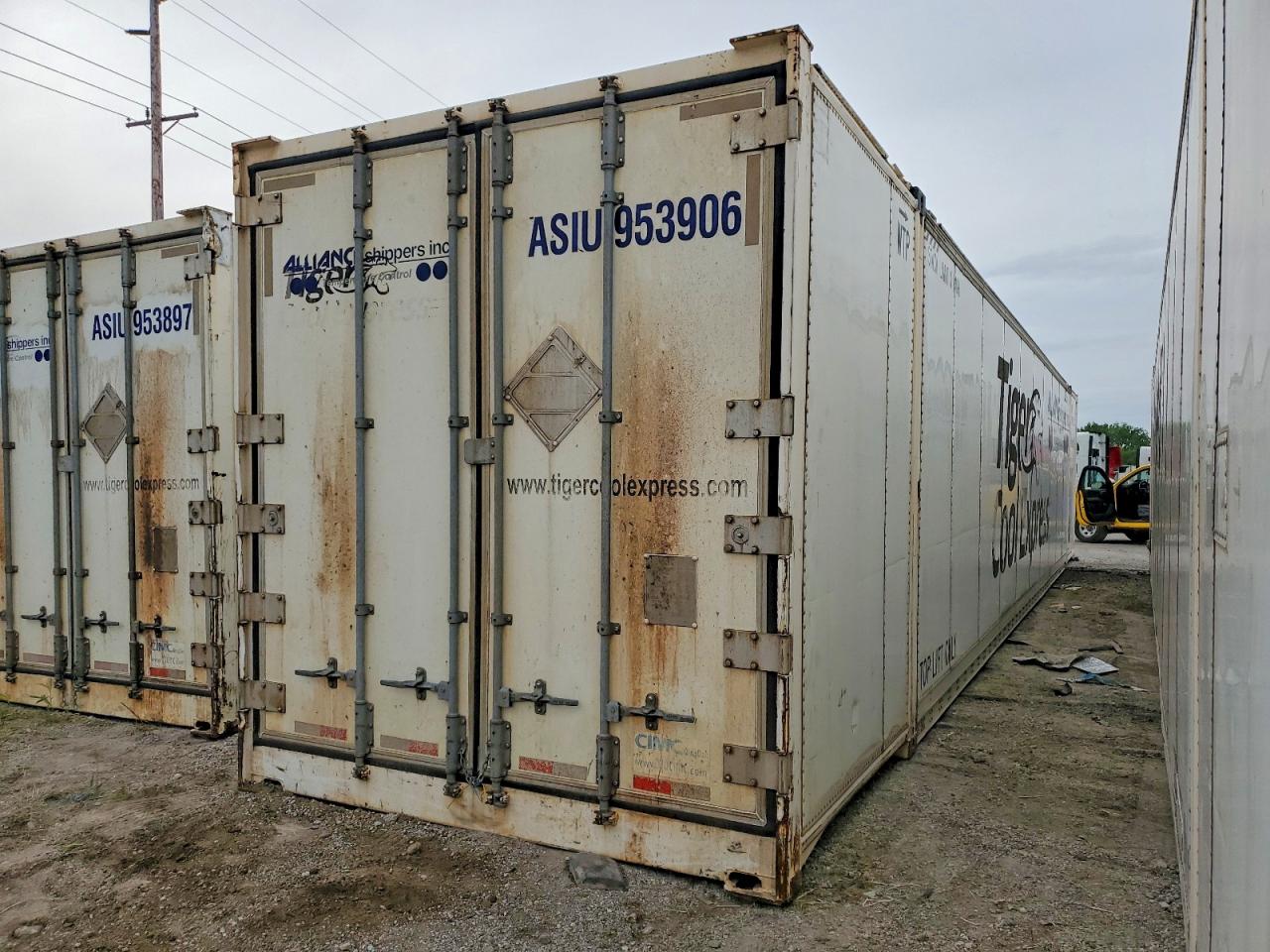 2015 CIMC REEFER TRAILER