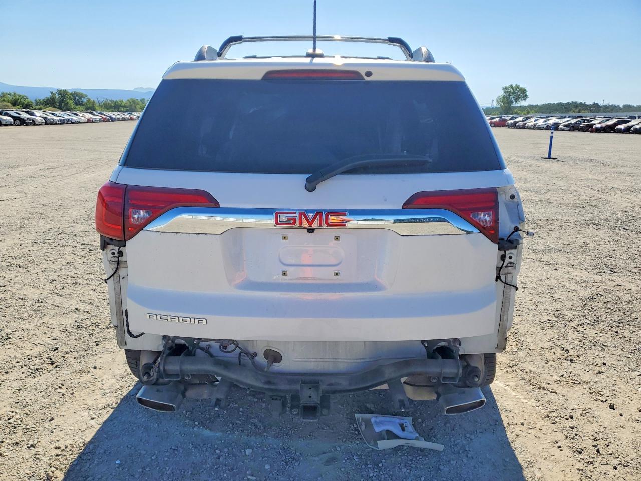 2017 GMC ACADIA DEN