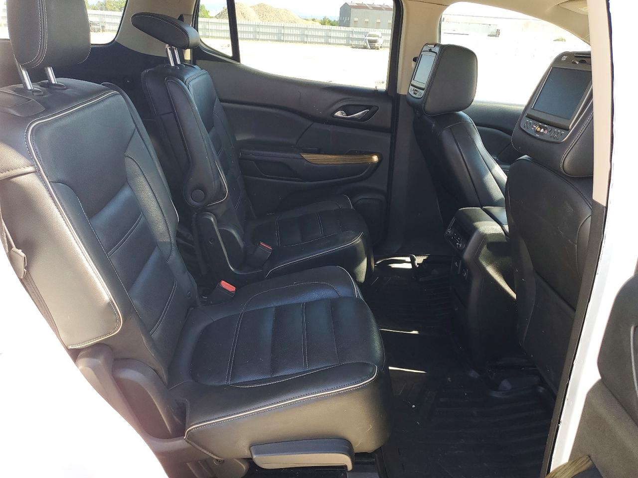 2017 GMC ACADIA DEN