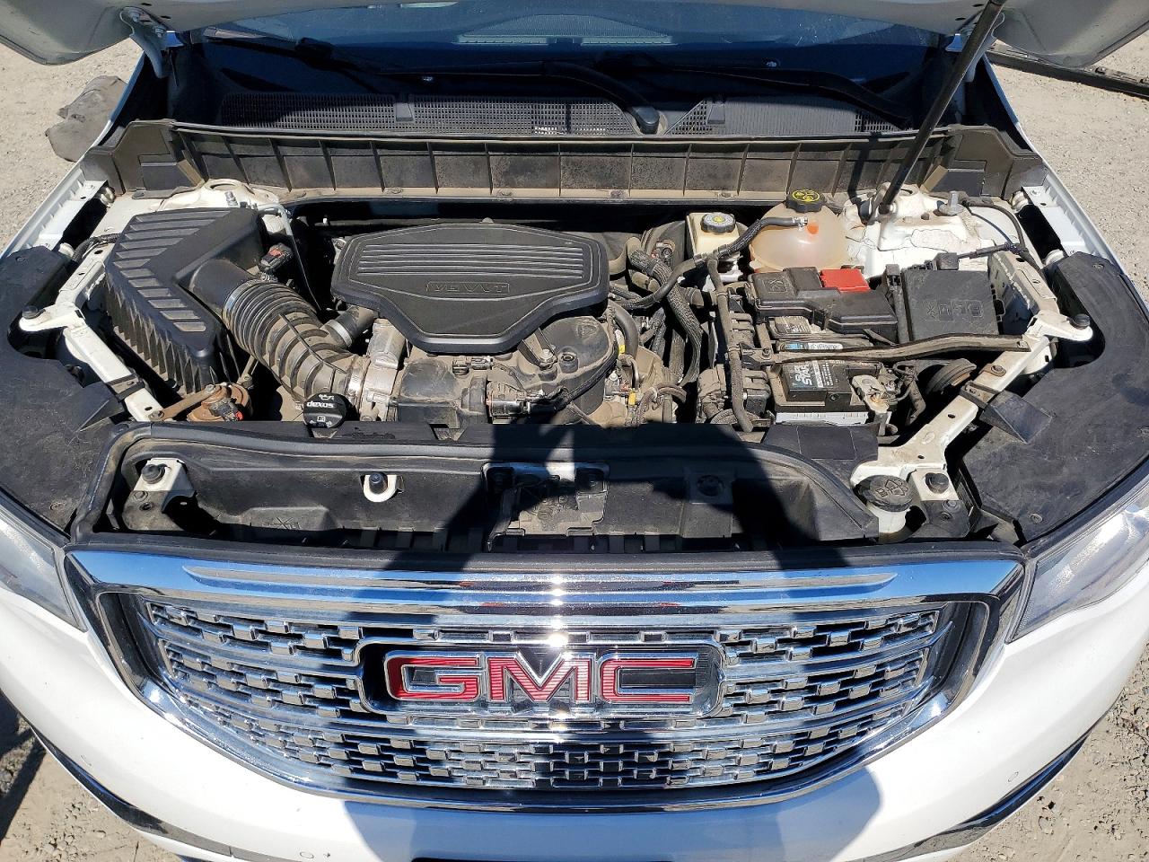 2017 GMC ACADIA DEN