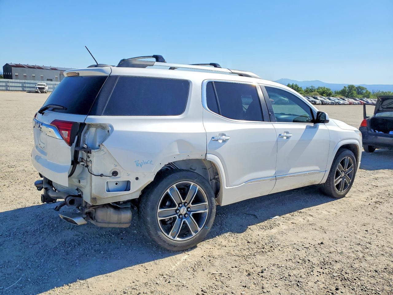2017 GMC ACADIA DEN