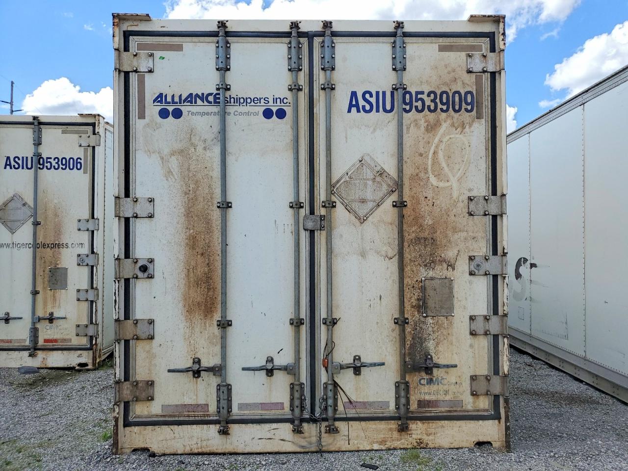 2015 CIMC REEFER TRAILER 