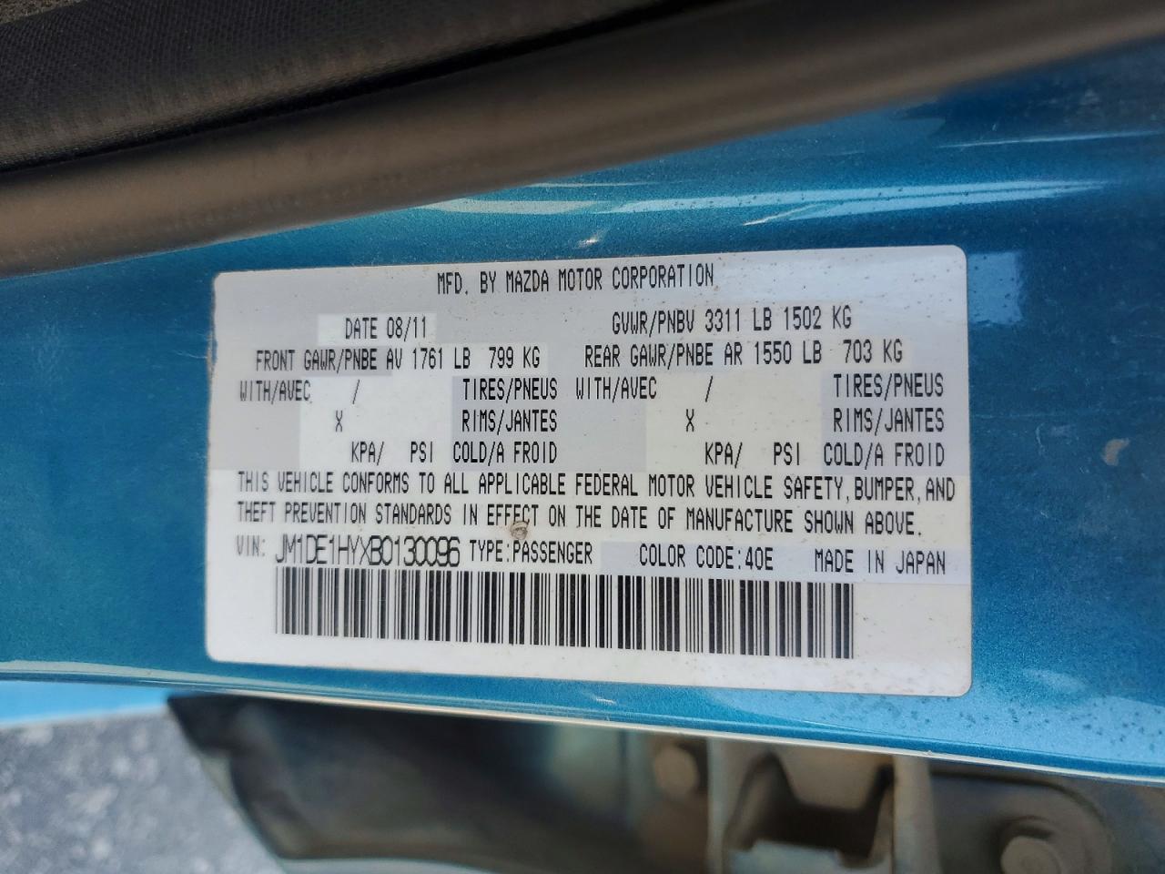 2011 MAZDA 2