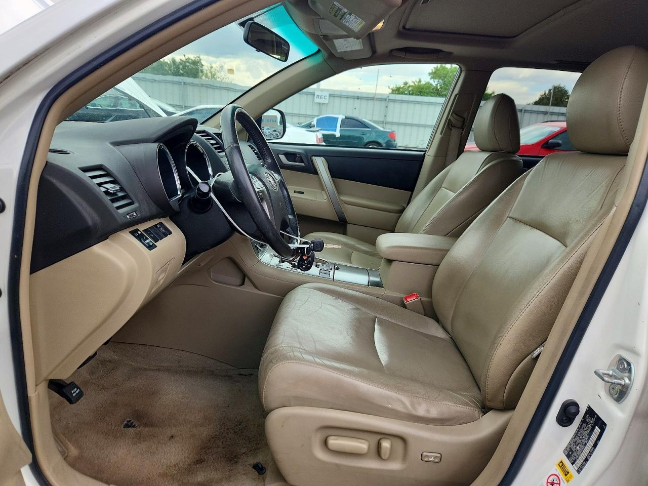 2010 TOYOTA HIGHLANDER