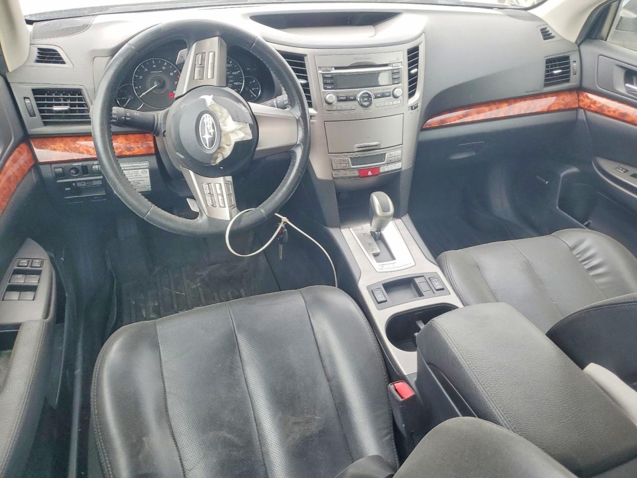 2011 SUBARU OUTBACK