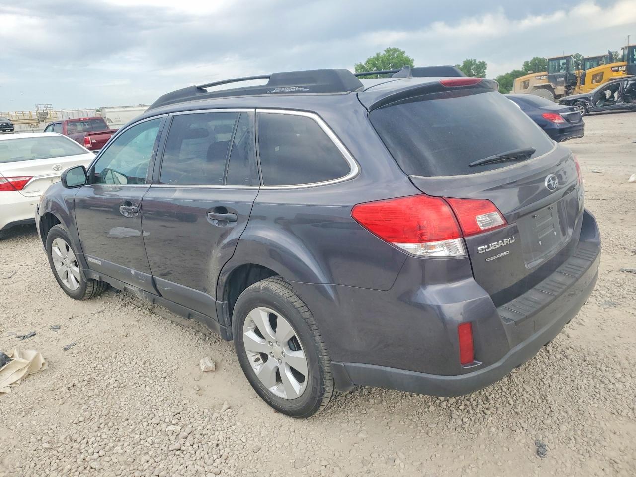 2011 SUBARU OUTBACK