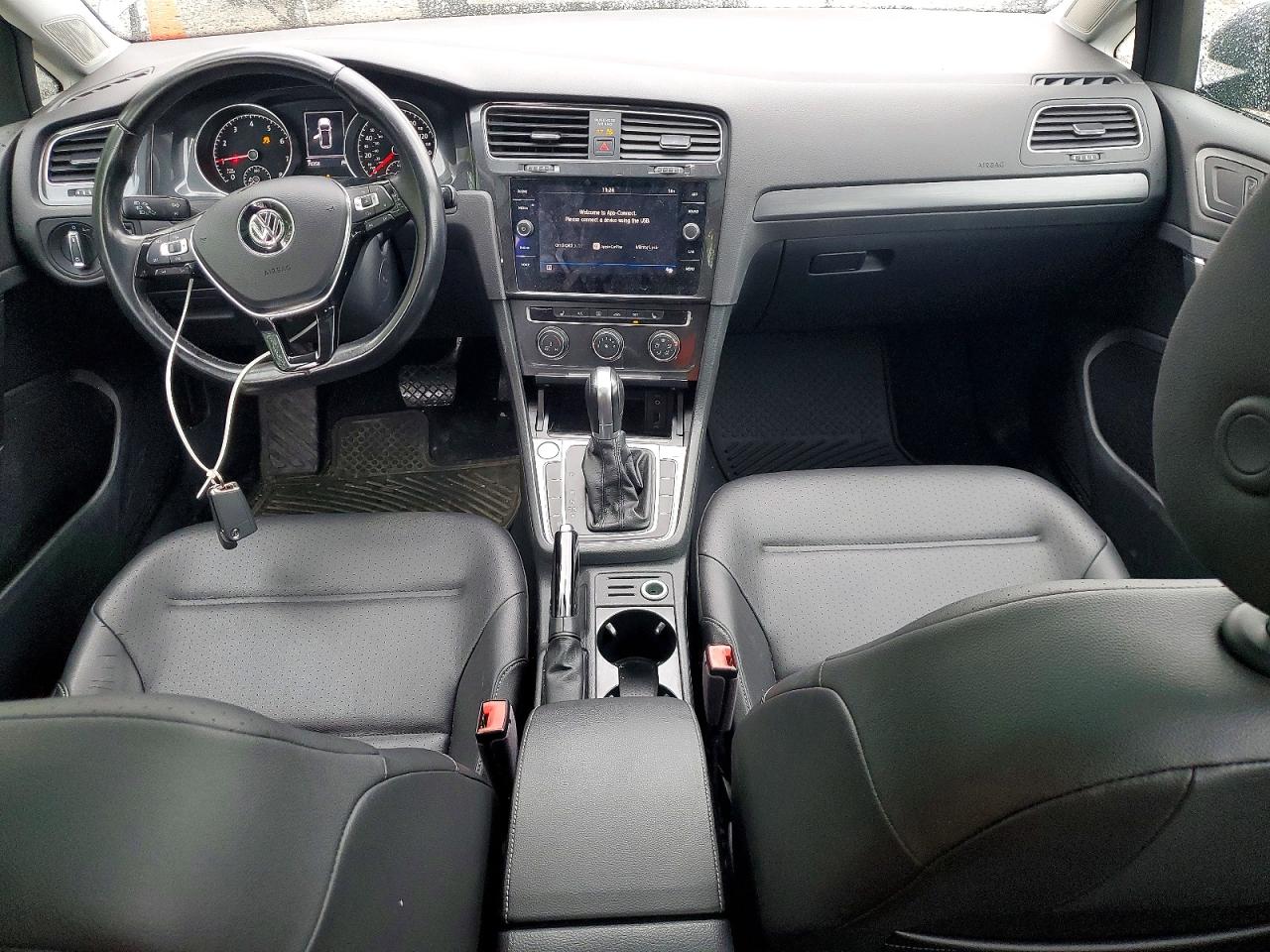 2018 VOLKSWAGEN GOLF
