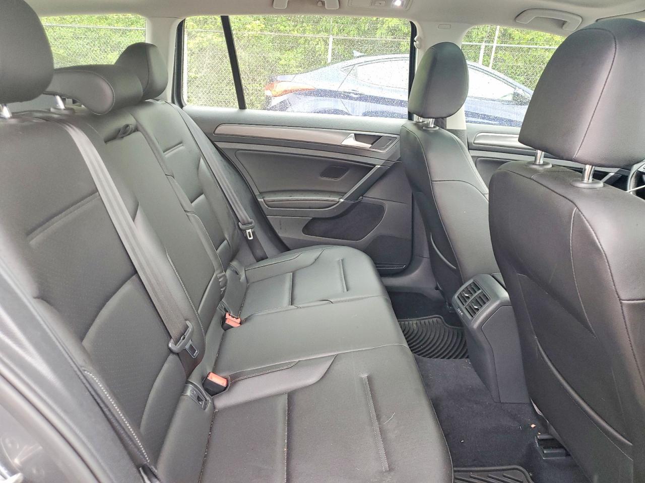 2018 VOLKSWAGEN GOLF